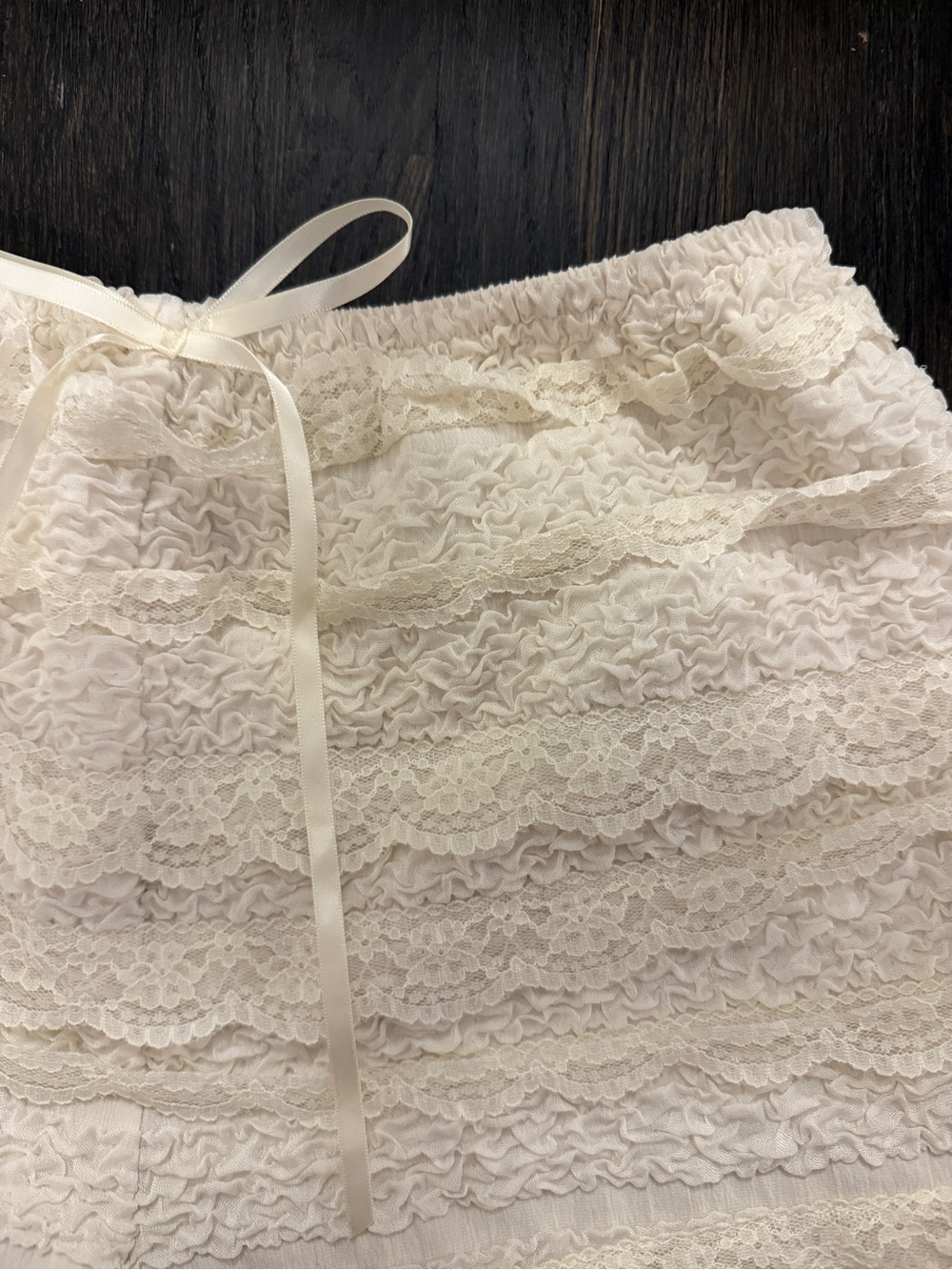 Cream Ruffle Mini Shorts - Picture 3 of 3